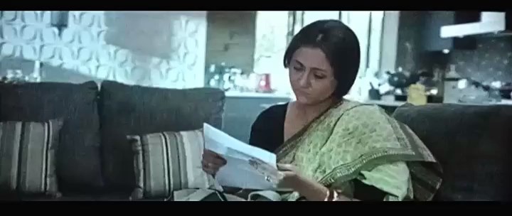 Shrimati 2022 Bengali Movie.mp4 snapshot 01.35.09.500